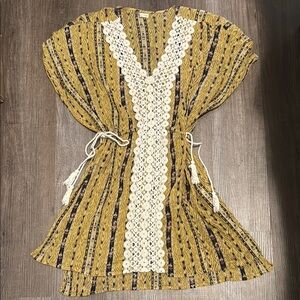 En Creme Relaxed Tie Front Yellow and Brown Tunic Coverup